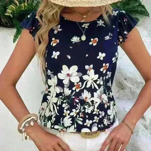 Blouse Blue and White - Picture 1 of 2